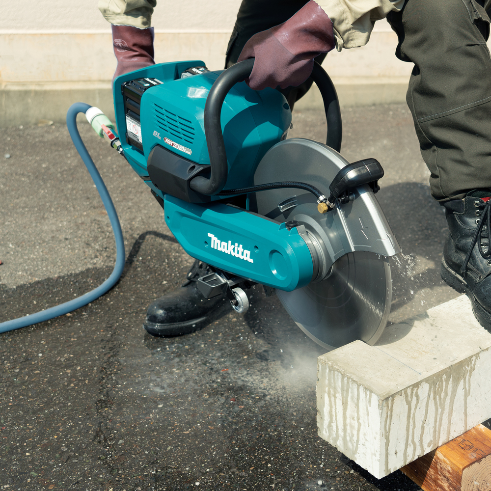Makita-CE001GZ-Akku-Trennschleifer